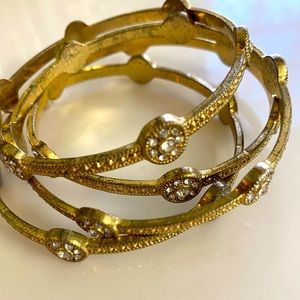 Gold bangle bracelet set